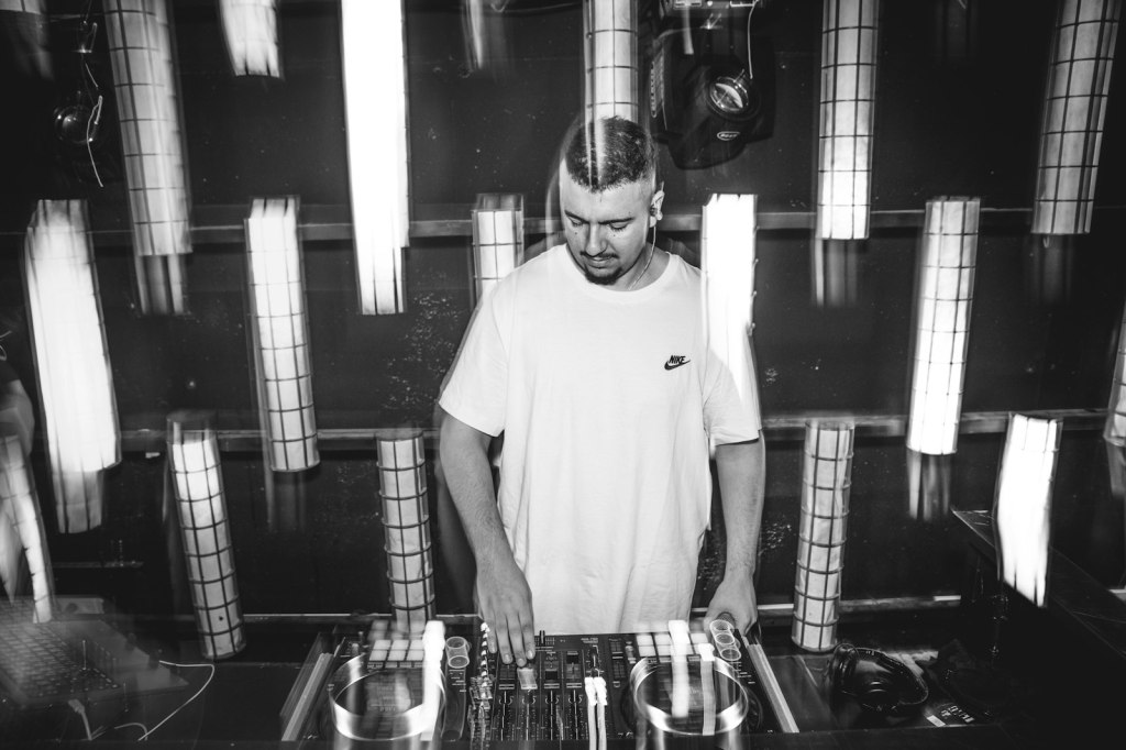 HEAD TRIP 2026: GODS OF THE DROP, DESERT STORMS & THE MILLION-DOLLAR RAVE&nbsp;MACHINE